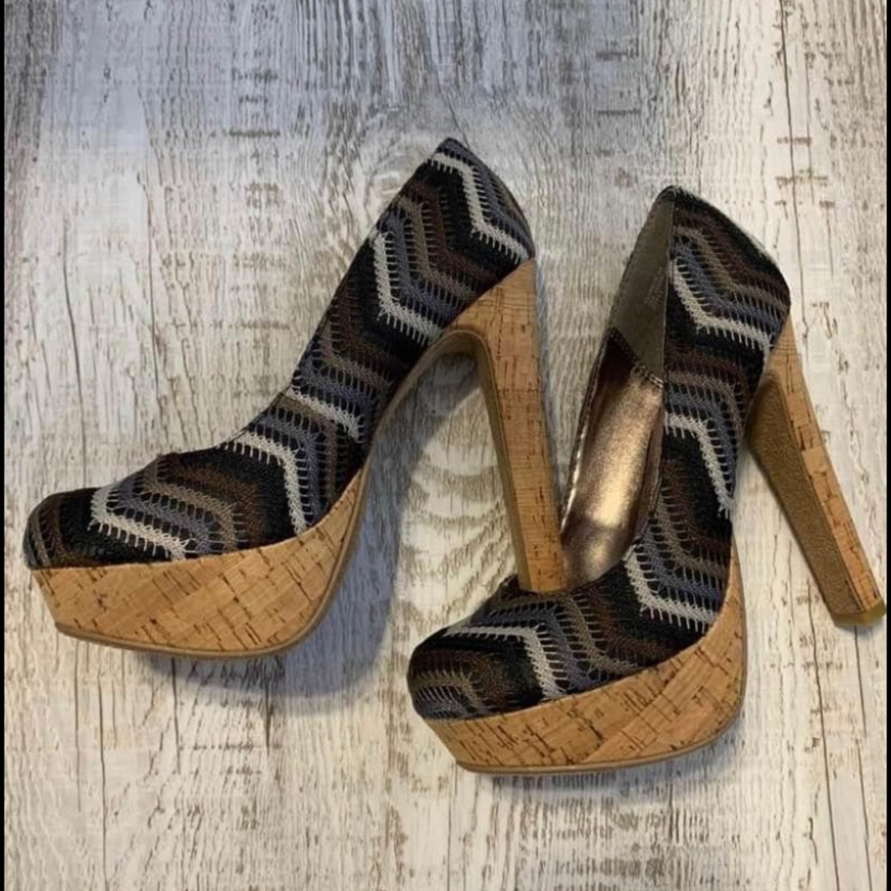 NEW Bamboo pumps